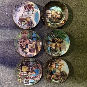 Set of Vintage Decorative Collector Plates